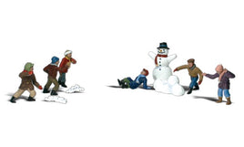 Snowball Fight HO Scale