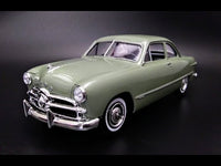 1949 Ford Coupe The 49'er (1/25 Scale) Vehicle Model Kit