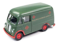 1940s-1950s International Harvester Metro Delivery Van Mini Meta Railway Express Agency (green, red)