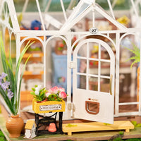 DIY House Kit - Dreamy Garden House
