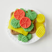 Play-Doh Kitchen Creations: Grilled Cheese