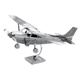 Metal Earth Cessna 172 Model Kit