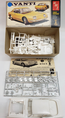 AMT #2064-150 Avanti Plastic Model Car Kit