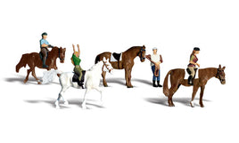 Horseback Riders HO Scale