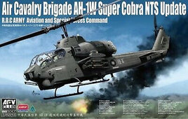 AH-1W Super Cobra (1/35 Scale) Helicopter Model Kit