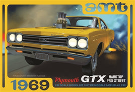 1969 Plymouth GTX Hardtop Pro Street (1/25 Scale) Vehicle Model Kit