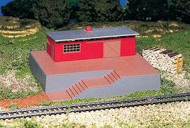 Wayside Warehouse with Whistle Kit HO Scale