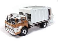 Ford C-900 Gar Wood Load Packer Garbage Truck (1/25 Scale) Vehicle Model Kit