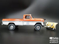1972 Ford F-250 4x4 with Snow Plow (1/25 Scale) Vehicle Model Kit MOE2568