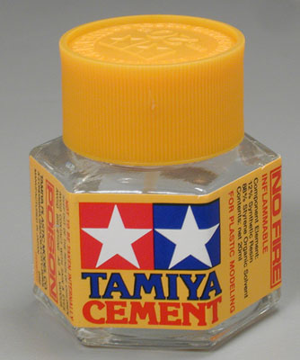 Tamiya Extra Thin Cement ( 40 ml )