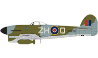 Hawker Typhoon 1B Medium Starter Set (1/72 Scale) Airplane Starter Set