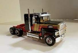 Amt/Ertl Maquette Ford Ltl 9000 Snap 1/32 Boite Sous Blister Bar Amt/Ertl Maquette Ford Ltl 9000 Snap 1/32 Boite Sous Blister Bar