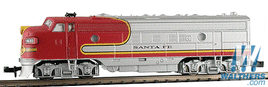 Santa Fe. Warbonnet, silver and red. EMD FP7A Phase II Standard DC