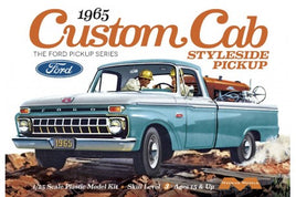 1965 Ford Custom Cab Styleline (1/25 Scale) Vehicle Model Kit