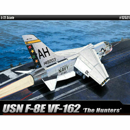 F-8E VF-162 (1/72 Scale) Aircraft Model Kit