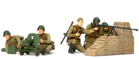 Russian Infantry Anti-Tank Team (1/35 Scale) Figure Model Kit