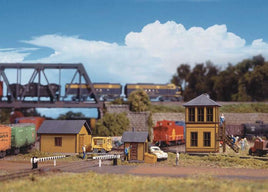 Trackside Structures Set -- Kit - Three structures and accessories